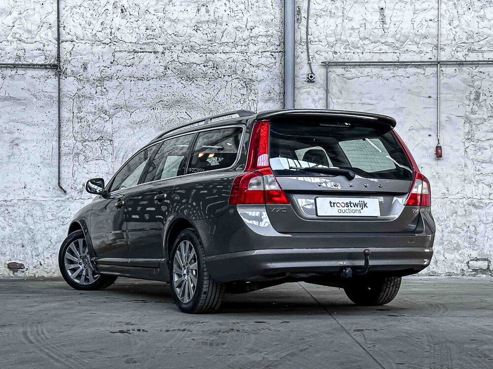 Volvo V70 1.6 T4 Lim. Ausgabe 179hp 2012, (Original-NL), 23-TSZ-4