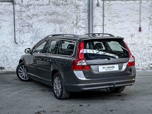 Volvo V70 1.6 T4 Lim. Edition 179hp 2012, (Original-NL), 23-TSZ-4