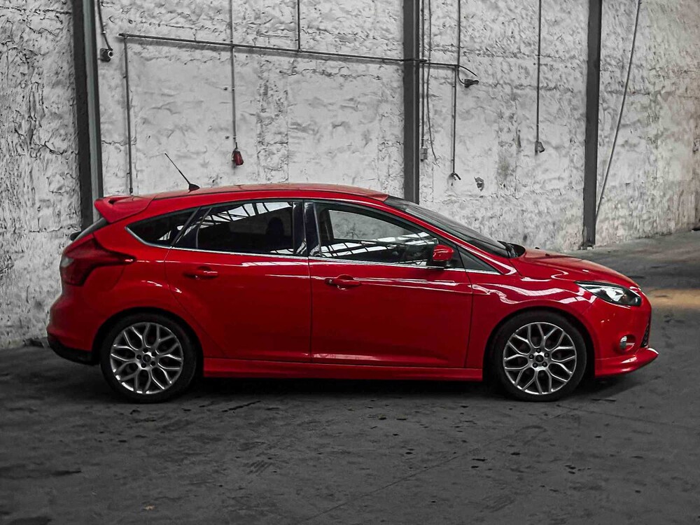 Ford Focus 1.0 EcoB. Titanium 125pk 2012, T-897-PH