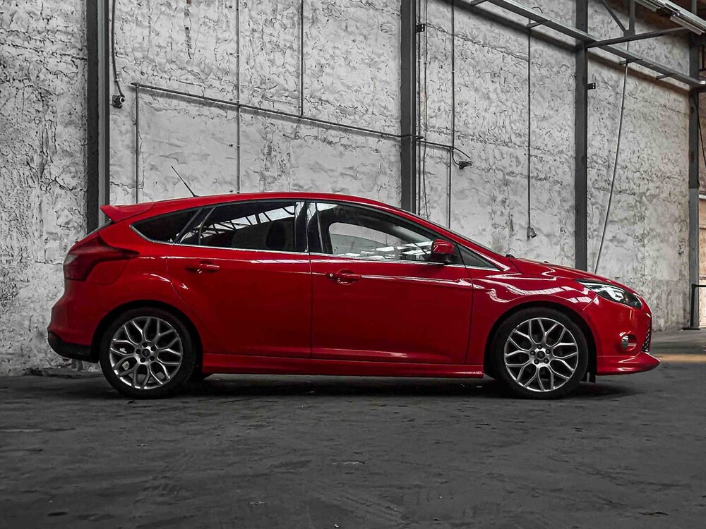 Ford Focus 1.0 EcoB. Titanium 125pk 2012, T-897-PH