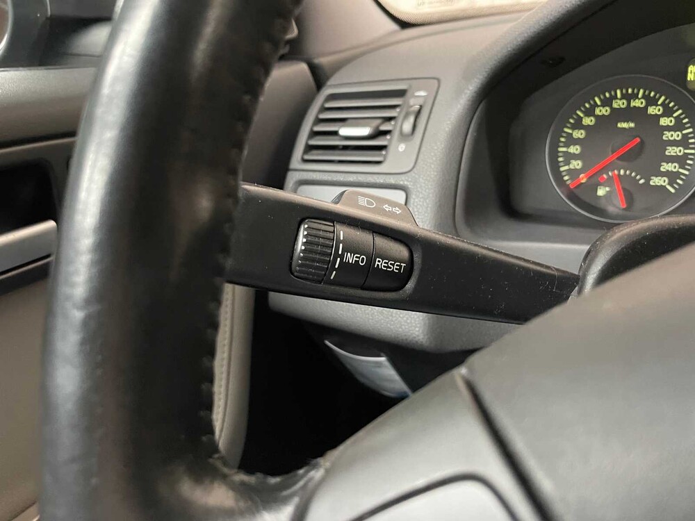 Volvo V50 1.6 Edition II 101PS 2008 (Original-NL), 80-GBP-9