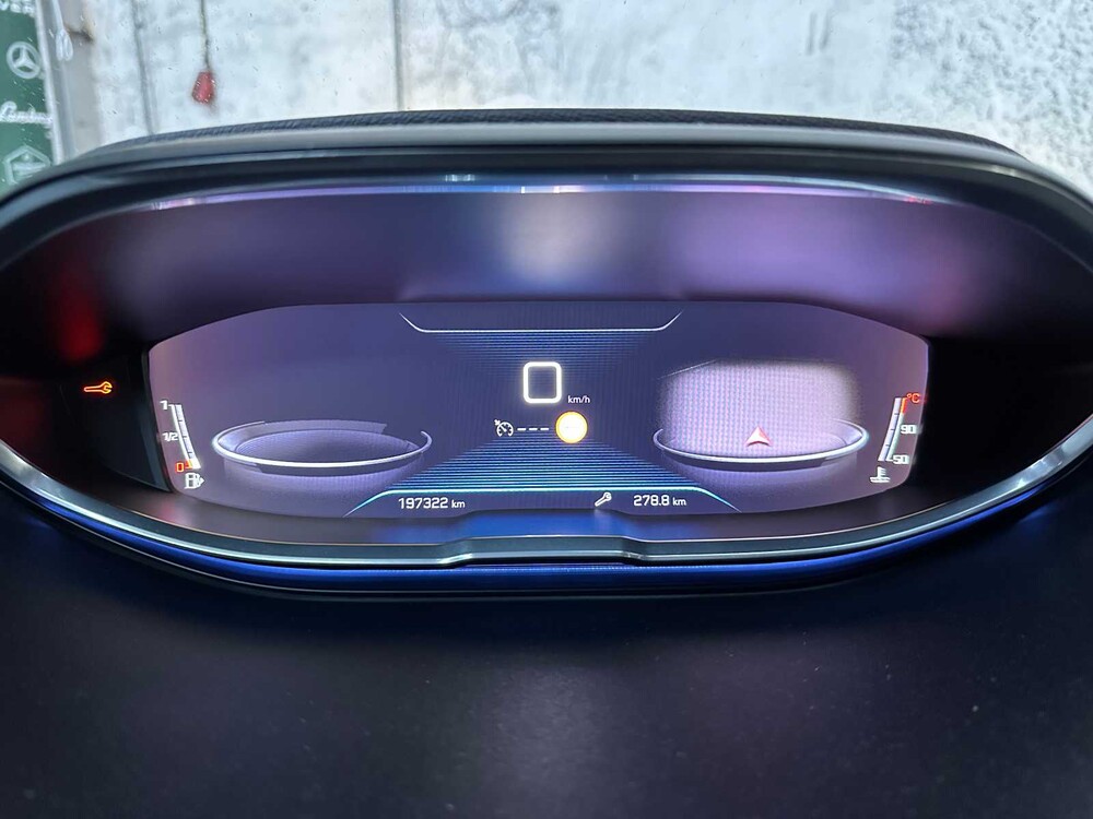 Peugeot 3008 1.6 BlueHDi BL Exec 120PS 2017 (Original-NL), PF-577-V