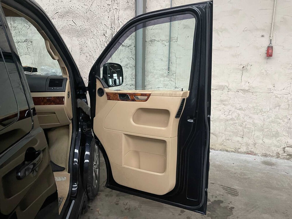 Volkswagen Multivan 3.2 V6 235PS (Transporter T5) 2005 Youngtimer