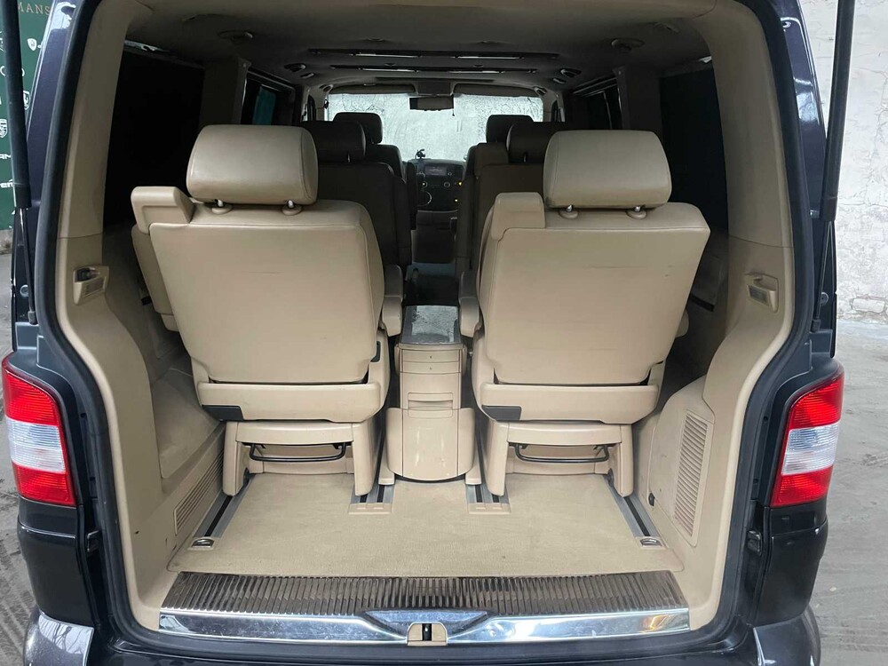 Volkswagen Multivan 3.2 V6 235PS (Transporter T5) 2005 Youngtimer