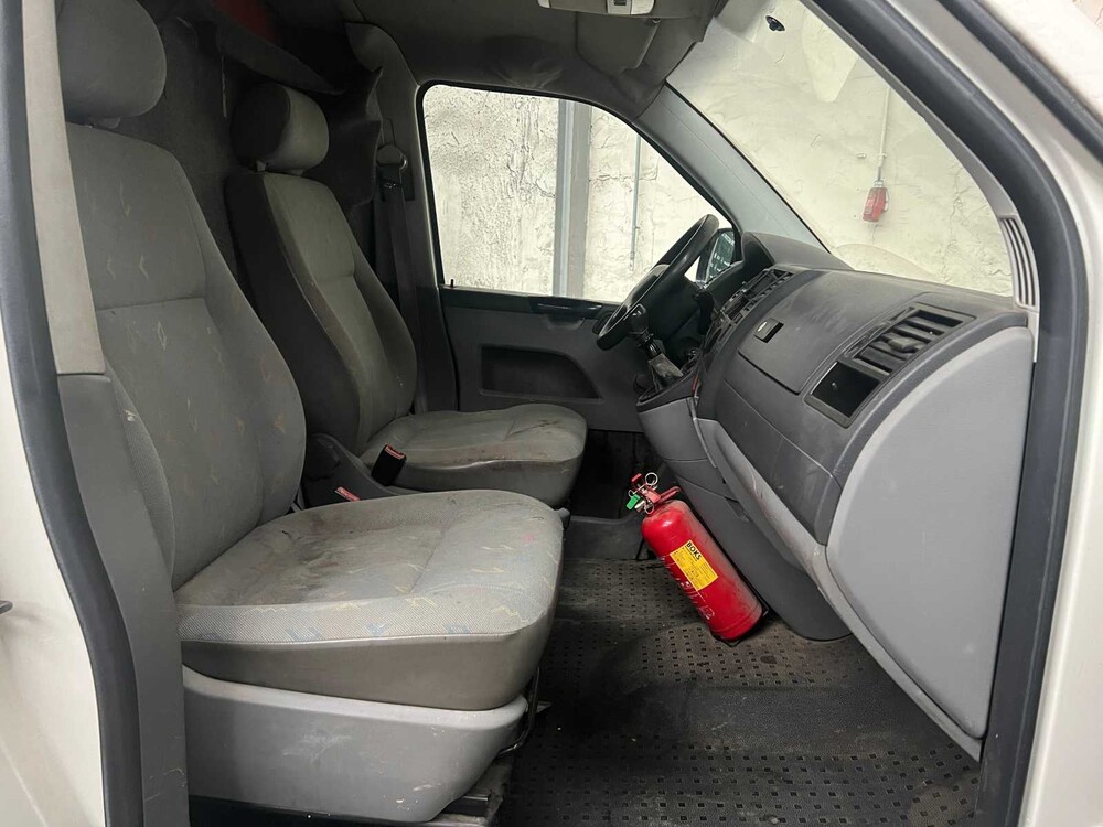 Volkswagen Transporter 1.9 TDI 300 T800Base 86PS 2004 (Original-NL), 14-BL-FG