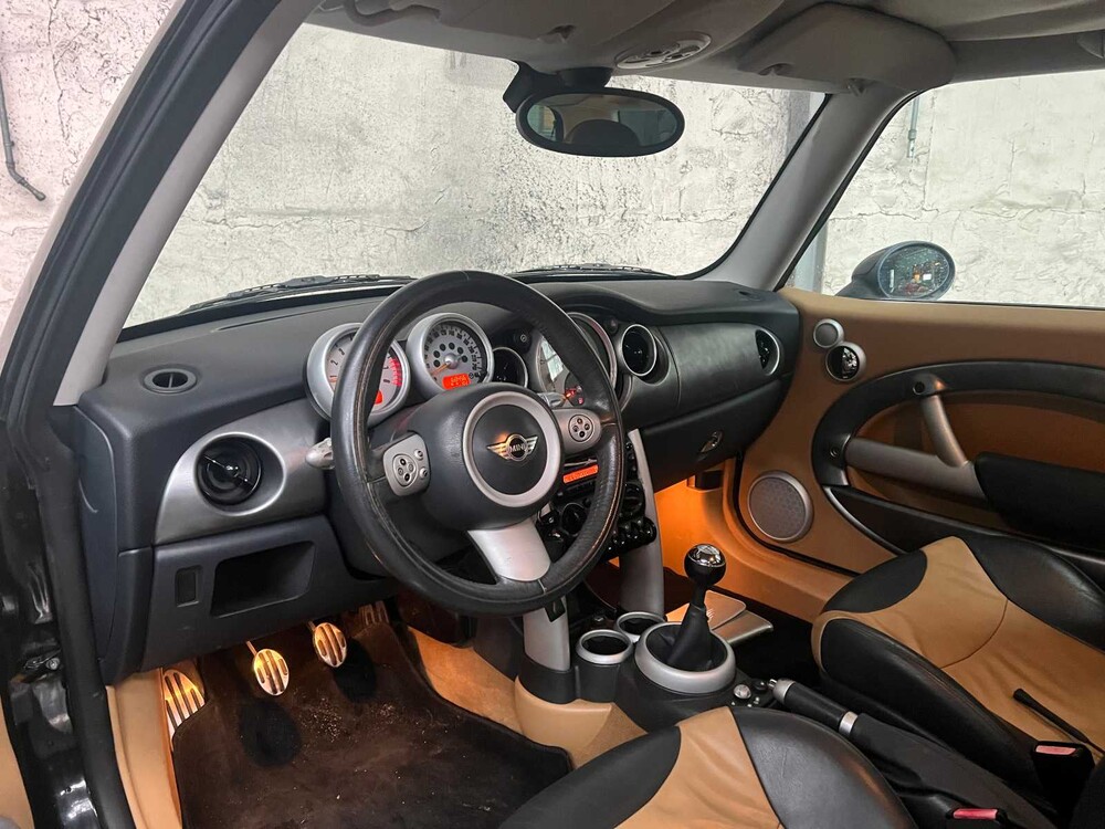 Mini Cooper S 1.6 170pk 2005, 20-ZG-KX