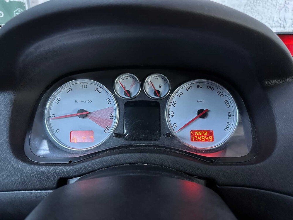 Peugeot 307 CC 1.6-16V 109PS 2004 (Original-NL), 37-NT-DH