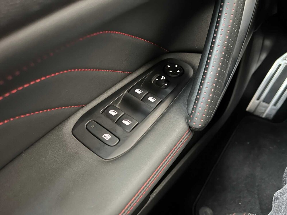 Peugeot 308 1.2 PureTech GT-Line 131pk 2020, S-561-HX