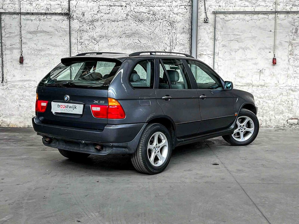 BMW X5 3.0i Executive 231PS 2002 - Erstjg. NL-, 96-JX-JV