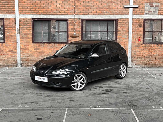 SEAT Ibiza FR 1.8-20V VT 212hp 2006 (Original-NL), 88-ST-PB