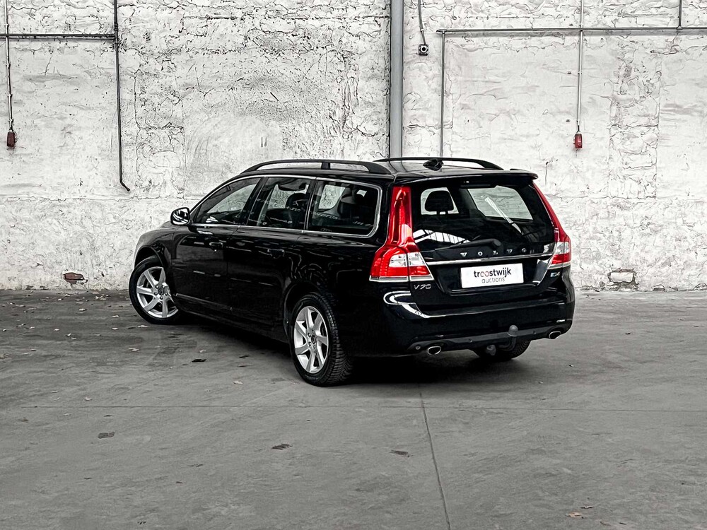 Volvo V70 2.0 D4 Nordic+ 181pk 2015 (Origineel-NL), 6-ZTF-35