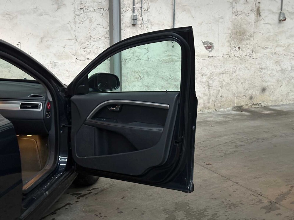 Volvo V70 1.6 T4 Lim. Auflage 179PS 2012 (Original-NL), 75-TSP-5