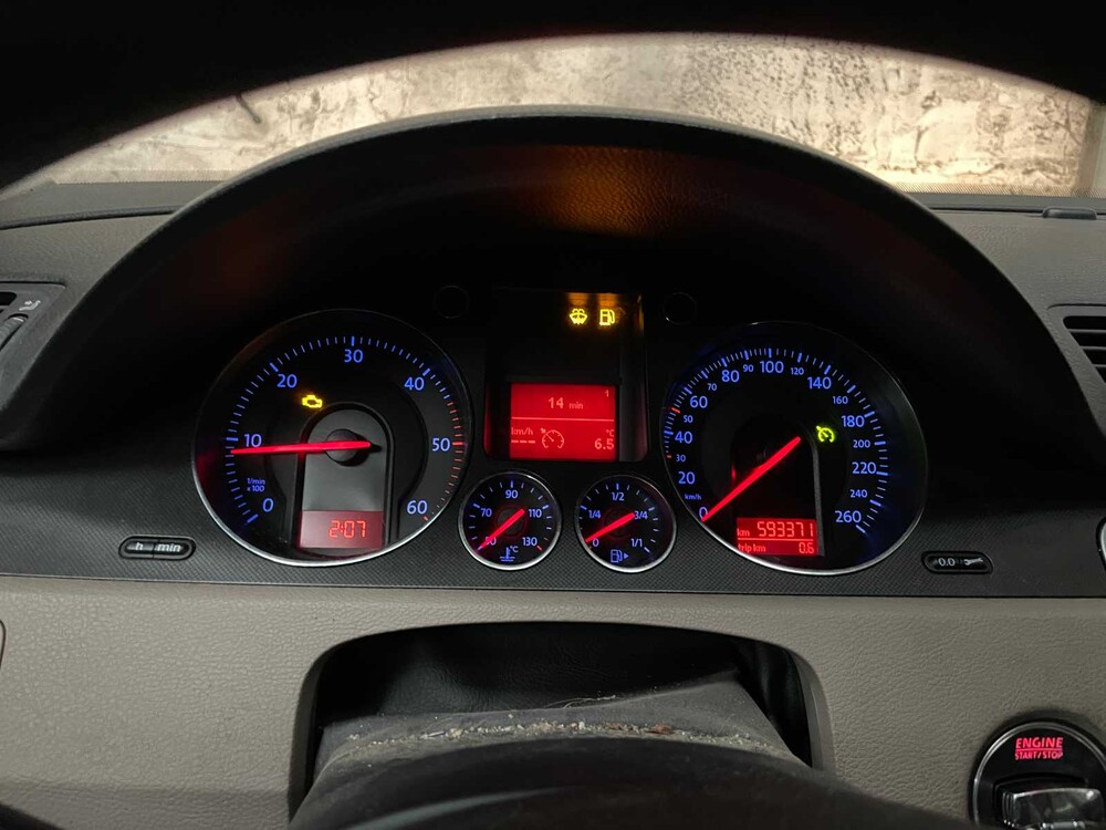 Volkswagen Passat Variant 2.0 TDI Comfortline 140pk 2006 (Origineel-NL), 83-SR-SX