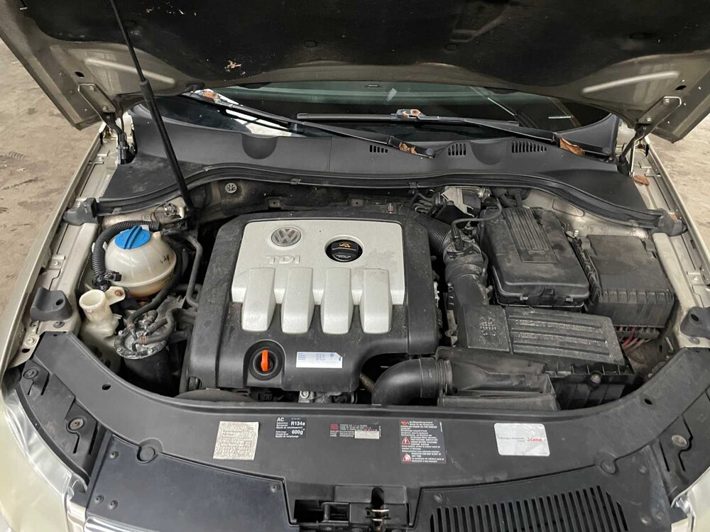 Volkswagen Passat Variant 2.0 TDI Comfortline 140pk 2006 (Origineel-NL), 83-SR-SX