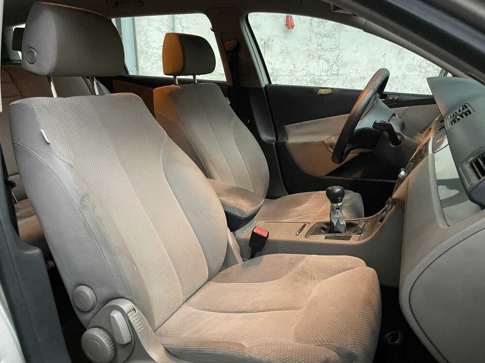 Volkswagen Passat Variant 2.0 TDI Comfortline 140pk 2006 (Origineel-NL), 83-SR-SX