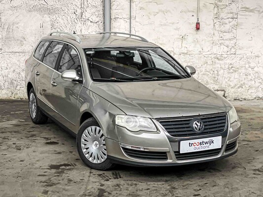 Volkswagen Passat Variant 2.0 TDI Comfortline 140hp 2006 (Original-NL), 83-SR-SX