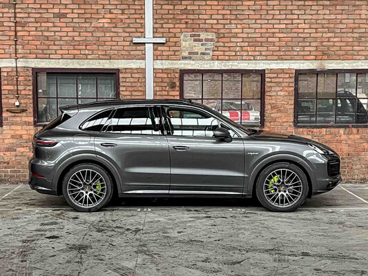 Porsche Cayenne E-Hybrid 3.0 V6 340pk 2020 (Origineel-NL + 1e Eigenaar), H-385-FF