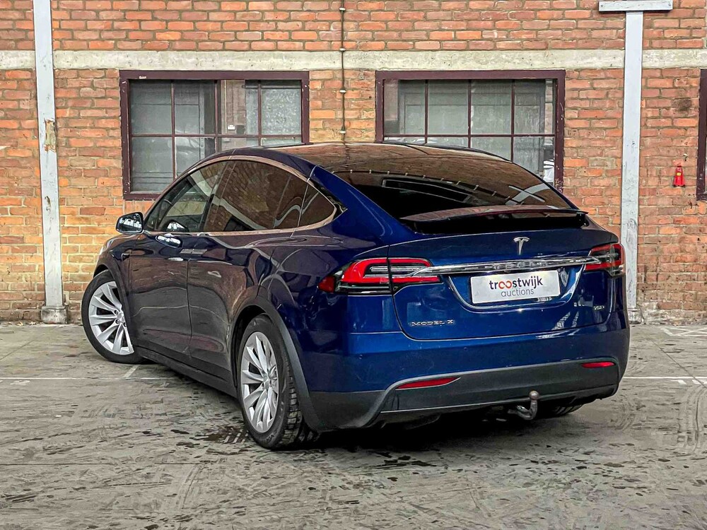 Tesla Model X 75D Base 6-Personen 333pk 2017, RD-368-N