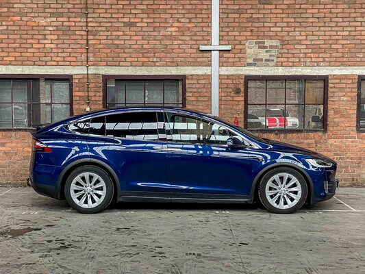 Tesla Model X 75D Base 6-Personen 333pk 2017, RD-368-N