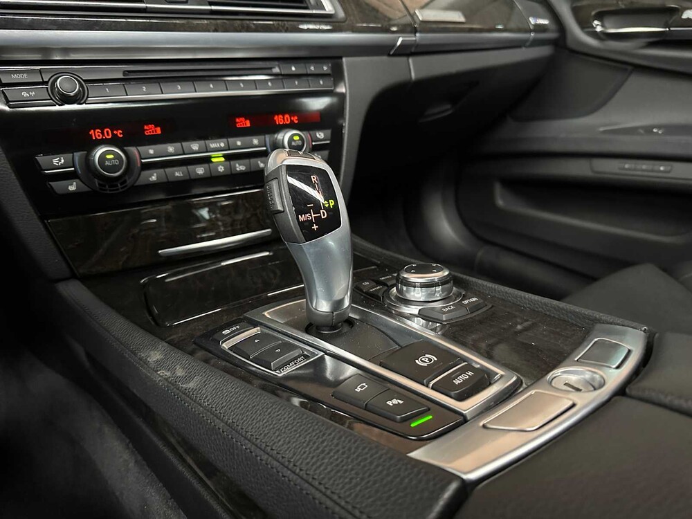 BMW ActiveHybrid7 F04 4.4 V8 465pk 2012