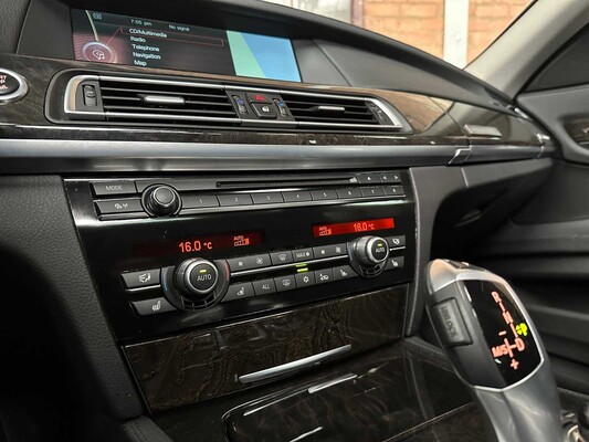 BMW ActiveHybrid7 F04 4.4 V8 465hp 2012