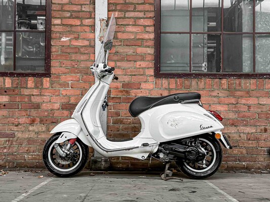 Vespa Sprint 4T, F-130-XZ Bromscooter Scooter