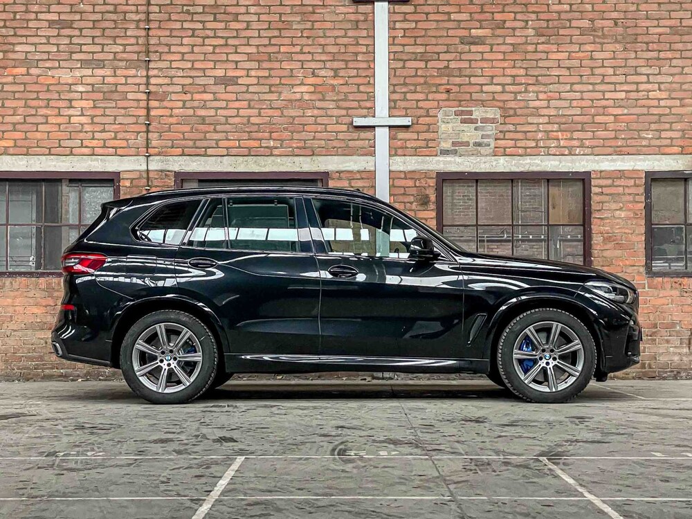 BMW X5 xDrive40i M-Sport High Executive 340pk 2019 (Origineel-NL), XH-906-N