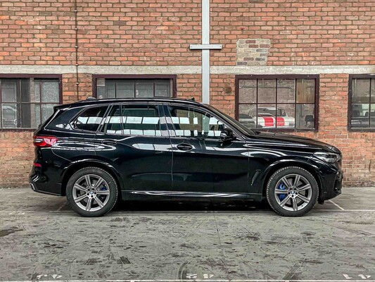 BMW X5 xDrive40i M-Sport High Executive 340pk 2019 (Origineel-NL), XH-906-N