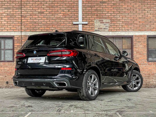 BMW X5 xDrive40i M-Sport High Executive 340pk 2019 (Origineel-NL), XH-906-N