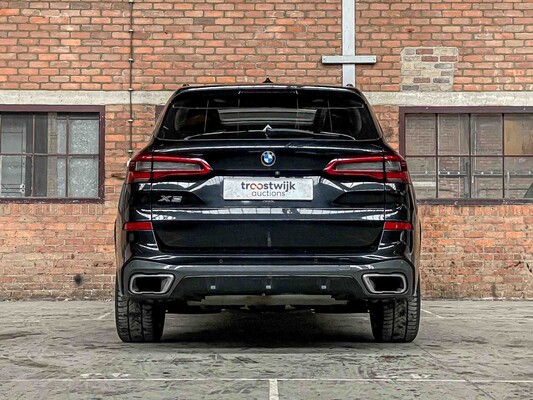 BMW X5 xDrive40i M-Sport High Executive 340pk 2019 (Origineel-NL), XH-906-N