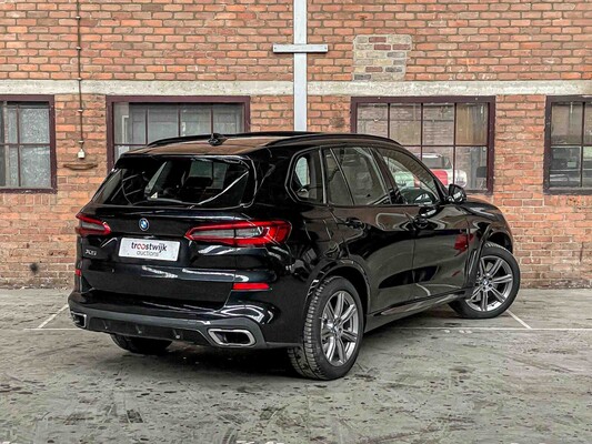 BMW X5 xDrive40i M-Sport High Executive 340pk 2019 (Origineel-NL), XH-906-N