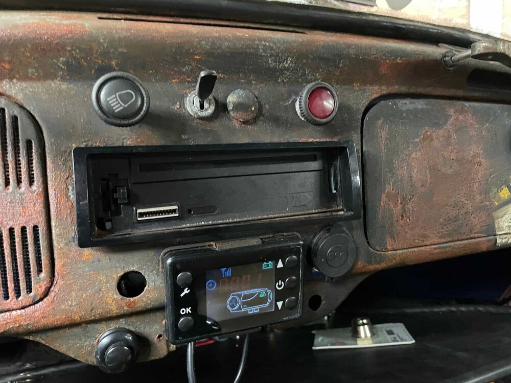 Volkswagen Beetle 1300 (RATLOOK) 1972, 70-34-UE