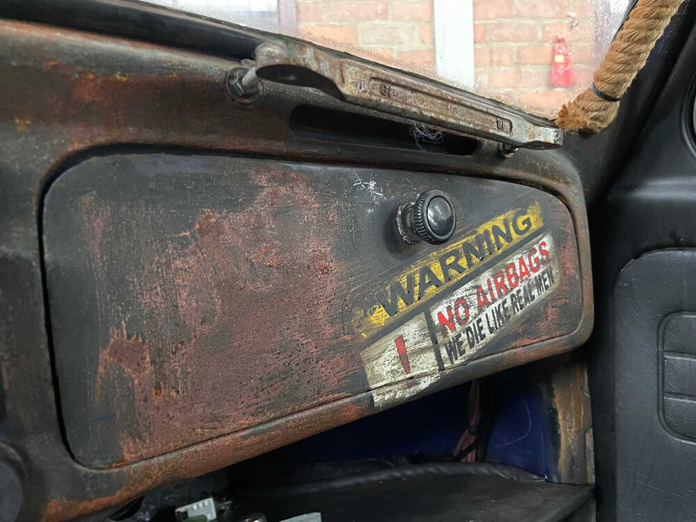 Volkswagen Beetle 1300 (RATLOOK) 1972, 70-34-UE