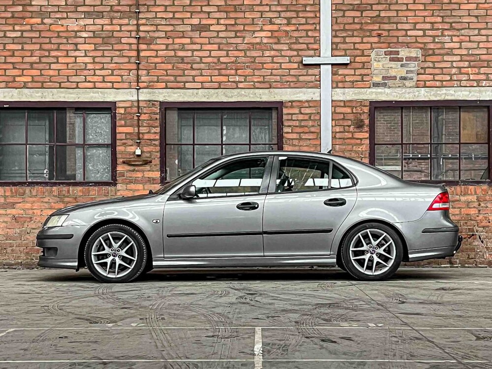 Saab 9-3 Sport Limousine 2.0T Aero 209PS 2003 (Original-NL), 64-LN-SR