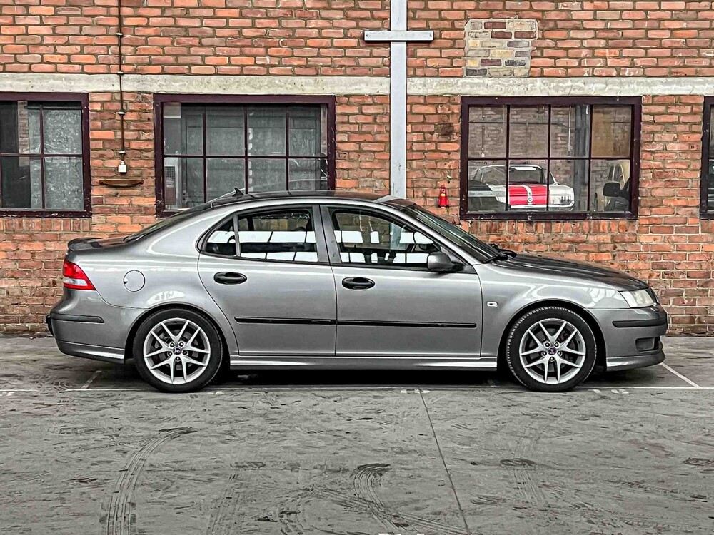 Saab 9-3 Sport Limousine 2.0T Aero 209PS 2003 (Original-NL), 64-LN-SR