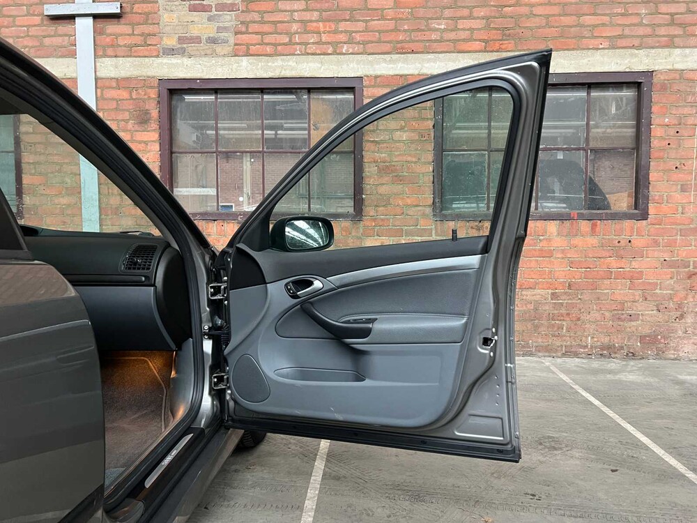 Saab 9-3 Sport Limousine 2.0T Aero 209PS 2003 (Original-NL), 64-LN-SR