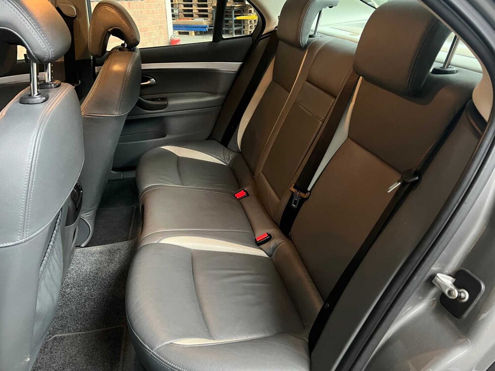 Saab 9-3 Sport Limousine 2.0T Aero 209PS 2003 (Original-NL), 64-LN-SR