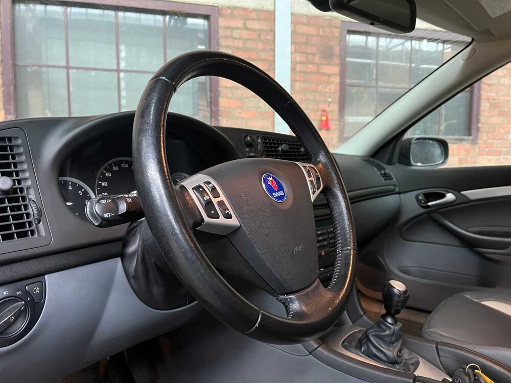 Saab 9-3 Sport Limousine 2.0T Aero 209PS 2003 (Original-NL), 64-LN-SR