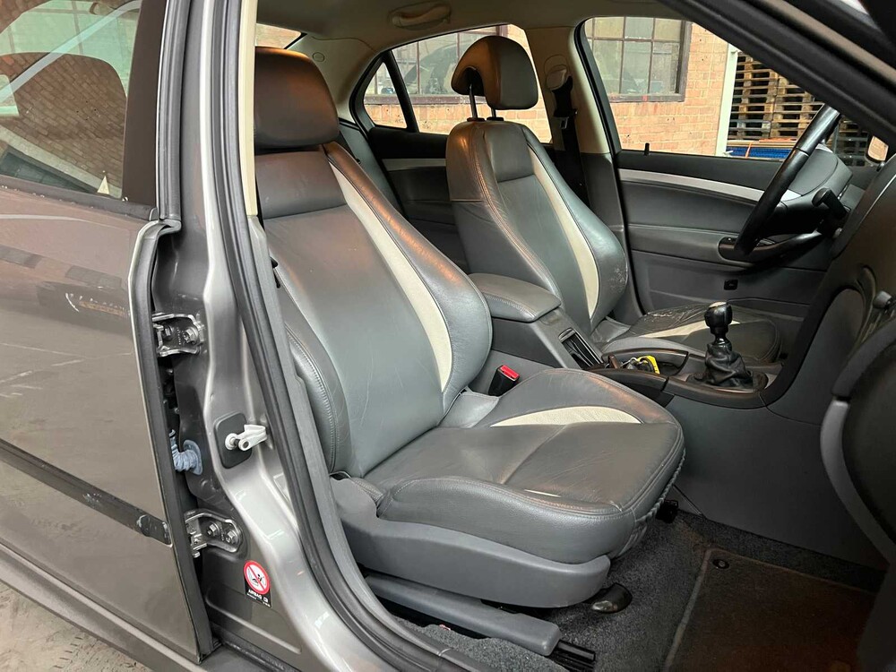 Saab 9-3 Sport Limousine 2.0T Aero 209PS 2003 (Original-NL), 64-LN-SR