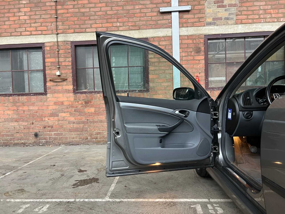 Saab 9-3 Sport Limousine 2.0T Aero 209PS 2003 (Original-NL), 64-LN-SR