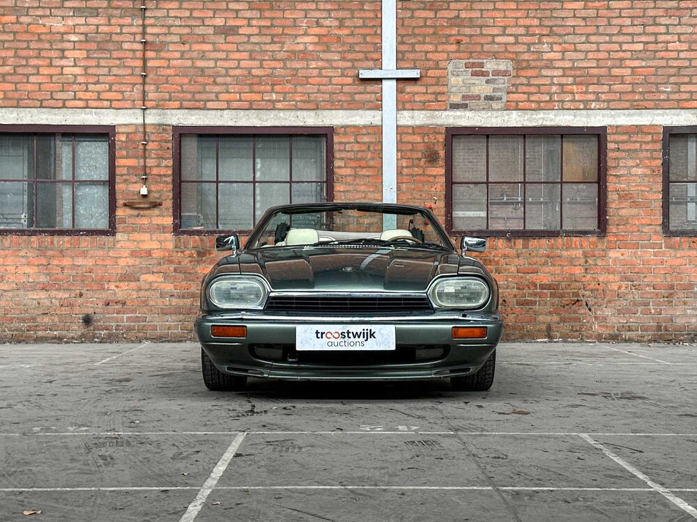 Jaguar XJS Convertible 4.0L L6 DOHC 24V 241hp 1996 Youngtimer