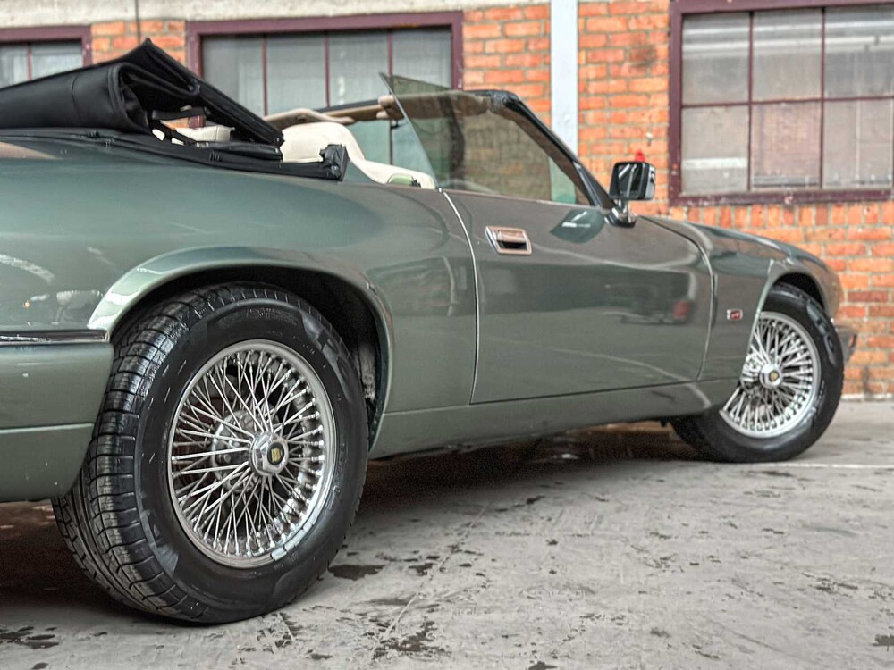 Jaguar XJS Convertible 4.0L L6 DOHC 24V 241hp 1996 Youngtimer