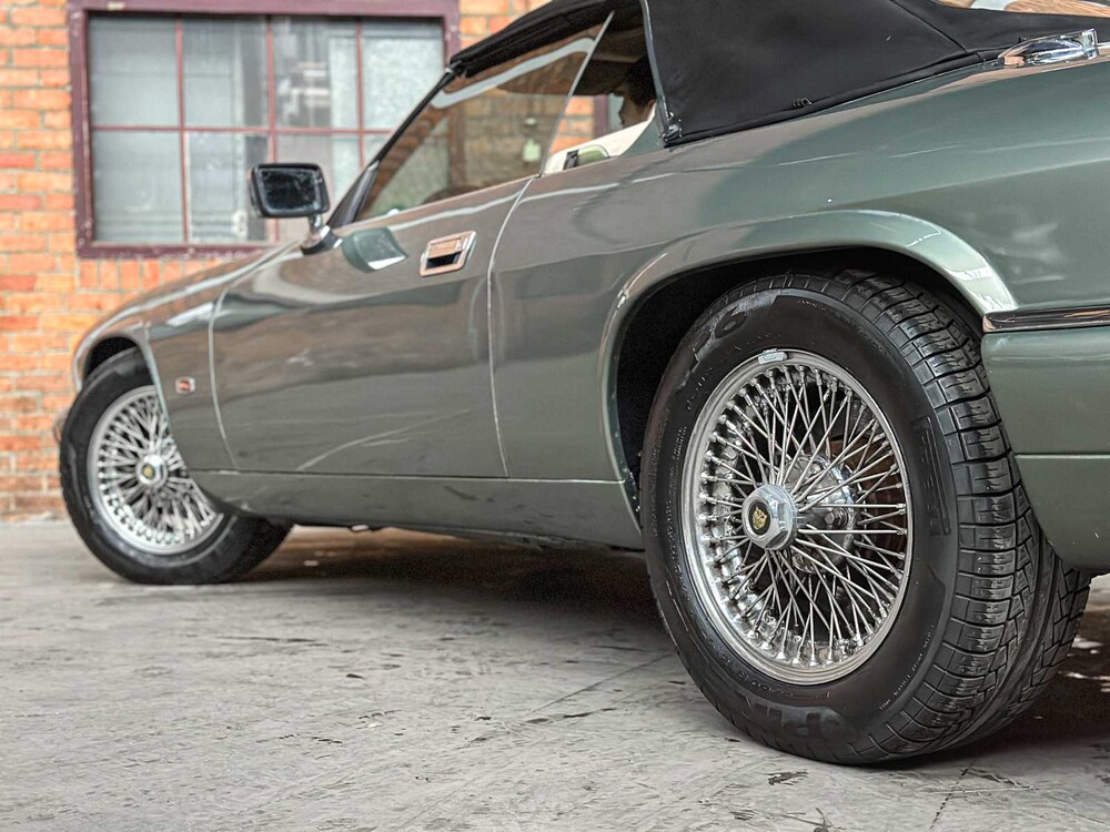 Jaguar XJS Convertible 4.0L L6 DOHC 24V 241hp 1996 Youngtimer