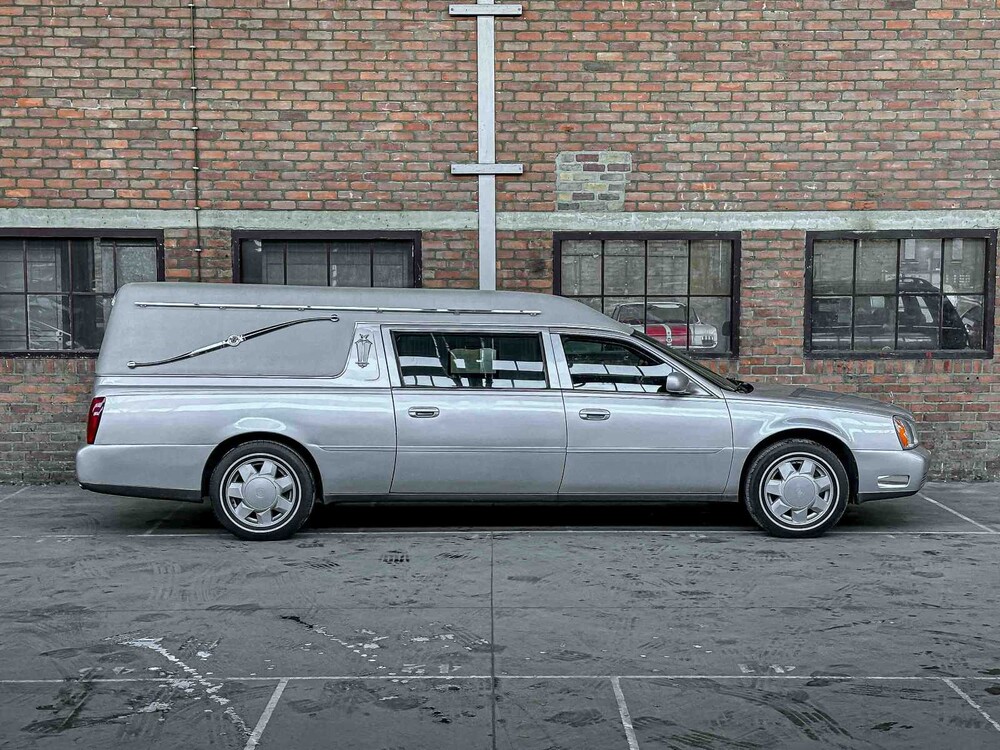 Cadillac Federal Coach DeVille 4.6 V8 279PS 2001 Leichenwagen