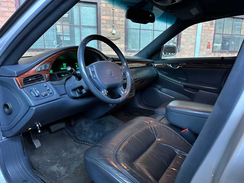 Cadillac Federal Coach DeVille 4.6 V8 279PS 2001 Leichenwagen