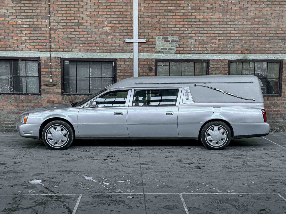 Cadillac Federal Coach DeVille 4.6 V8 279PS 2001 Leichenwagen