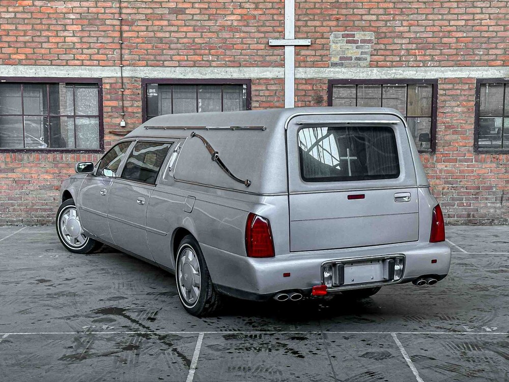 Cadillac Federal Coach DeVille 4.6 V8 279PS 2001 Leichenwagen