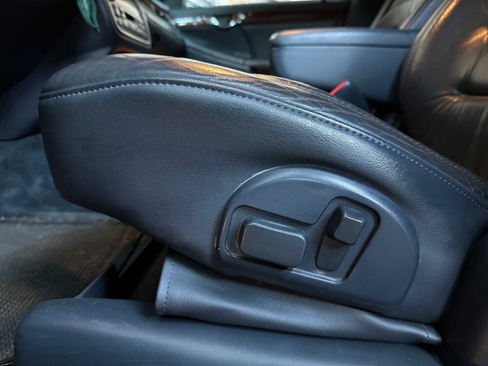 Cadillac Federal Coach DeVille 4.6 V8 279PS 2001 Leichenwagen