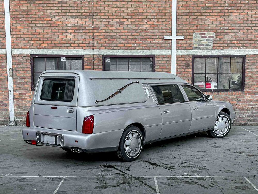 Cadillac Federal Coach DeVille 4.6 V8 279PS 2001 Leichenwagen