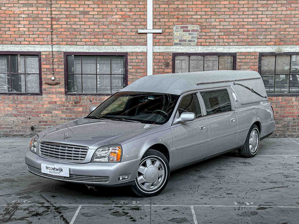 Cadillac Federal Coach DeVille 4.6 V8 279PS 2001 Leichenwagen